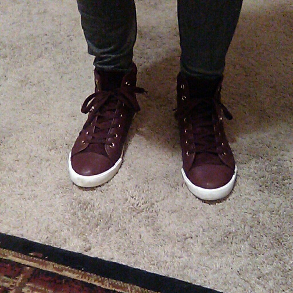 Just Fab Sneakers